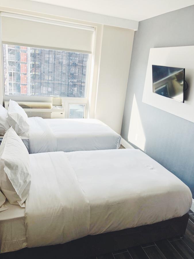Mayfair Inn And Suites New York Eksteriør billede