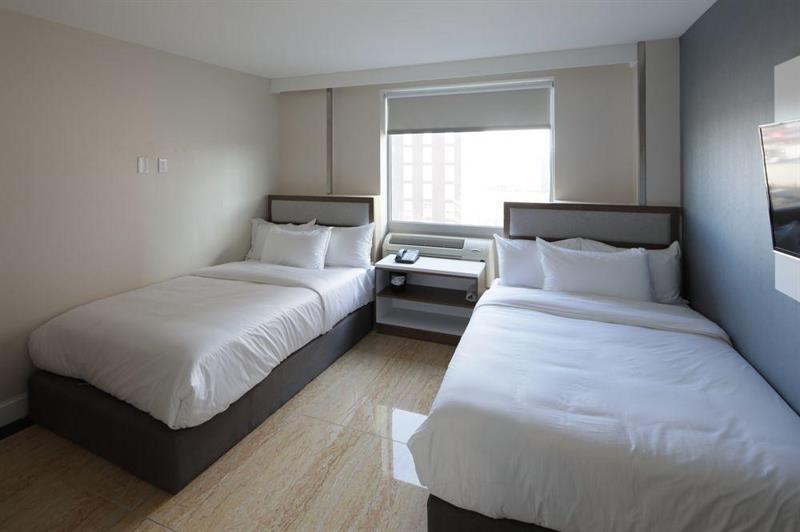 Mayfair Inn And Suites New York Eksteriør billede